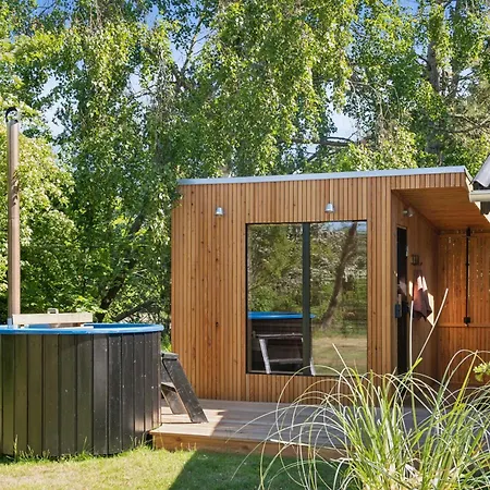 Cozy With Wood-fired Tub And Sauna 펜션 *